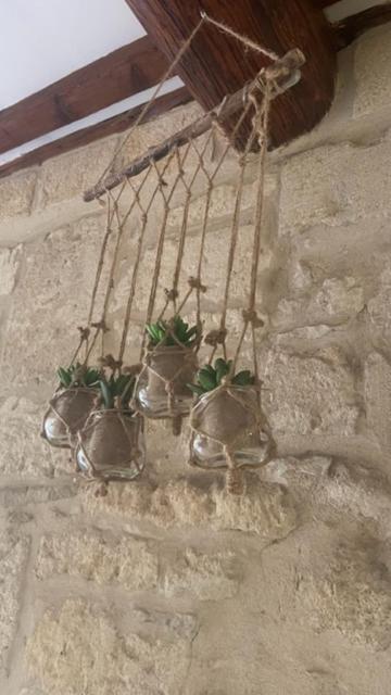 Appartement Le Rouget à Beaucaire  Extérieur photo